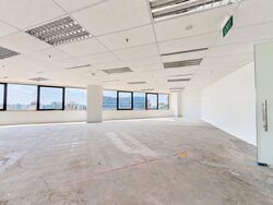 Parkway Parade (D15), Office #637315171